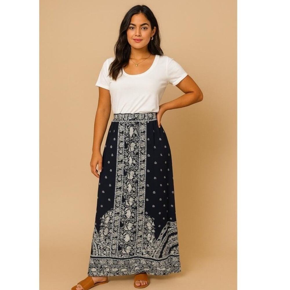 Metrowear Floral Elastic Waist Midi Skirt With Silver Bling PXL‎ Womens